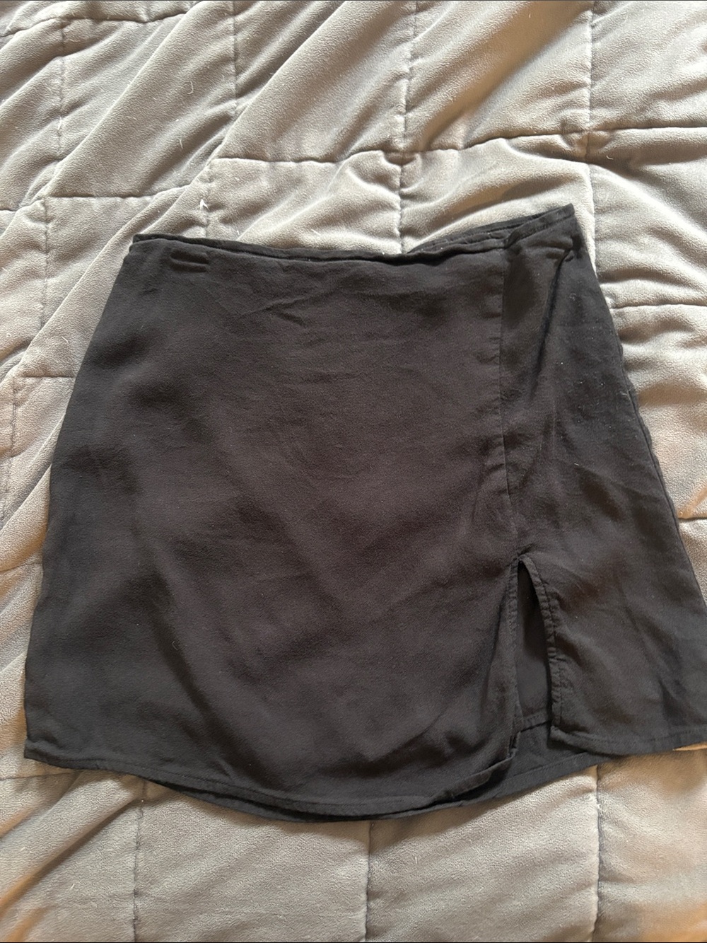 Sunday Best/Aritzia Classic Black Women's Mini Skirt with slit
